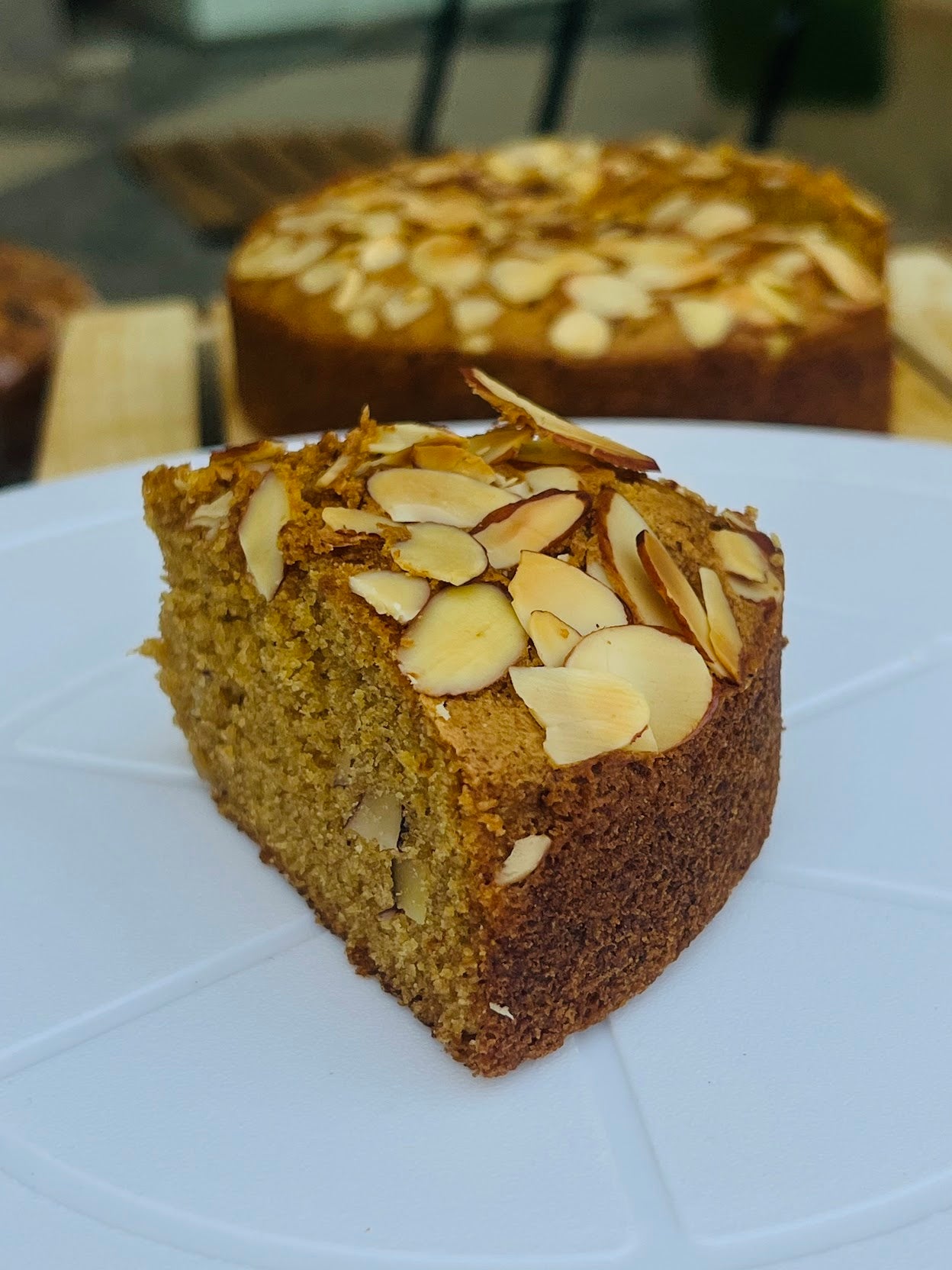 Vanila Almond Cake